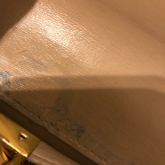 FLAWED✨ Chanel wallet WOC crossbody authentic - Picture 5 of 14